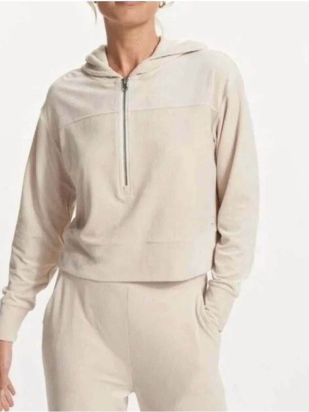 Vuori Haven half-zip cropped hoodie Size L